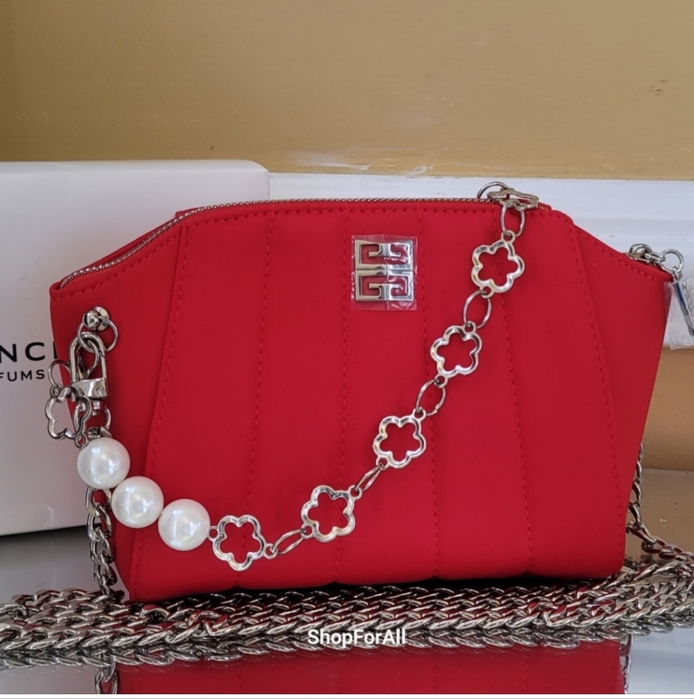 Givenchy bag converted into to shoulder bag or cross body - Picture 5 of 9